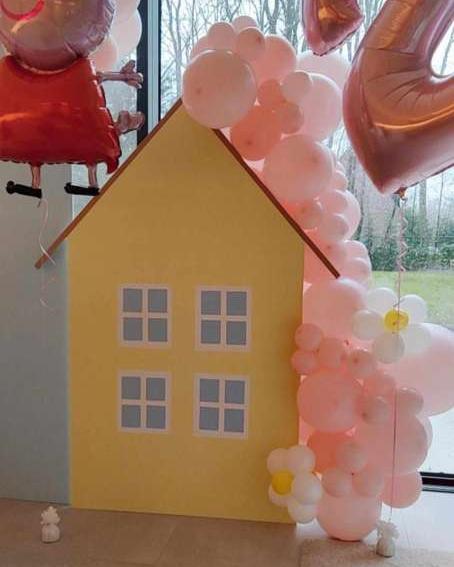 peppa pig huis backdrop